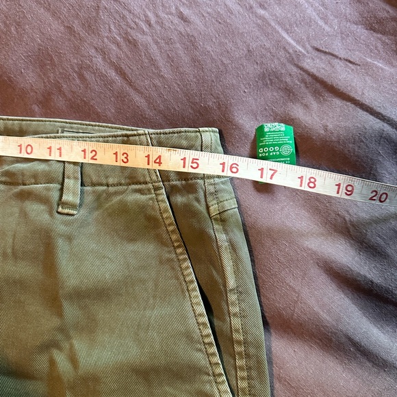 Gap Loose Khaki Cargo NWT - Picture 5 of 5